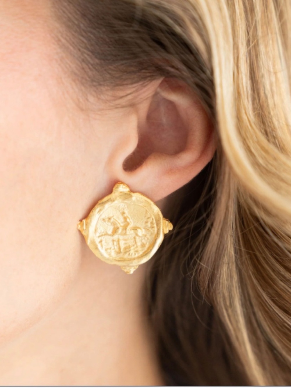 Equestrian Intaglio Stud Earrings by Susan Shaw - Picture 4 of 8